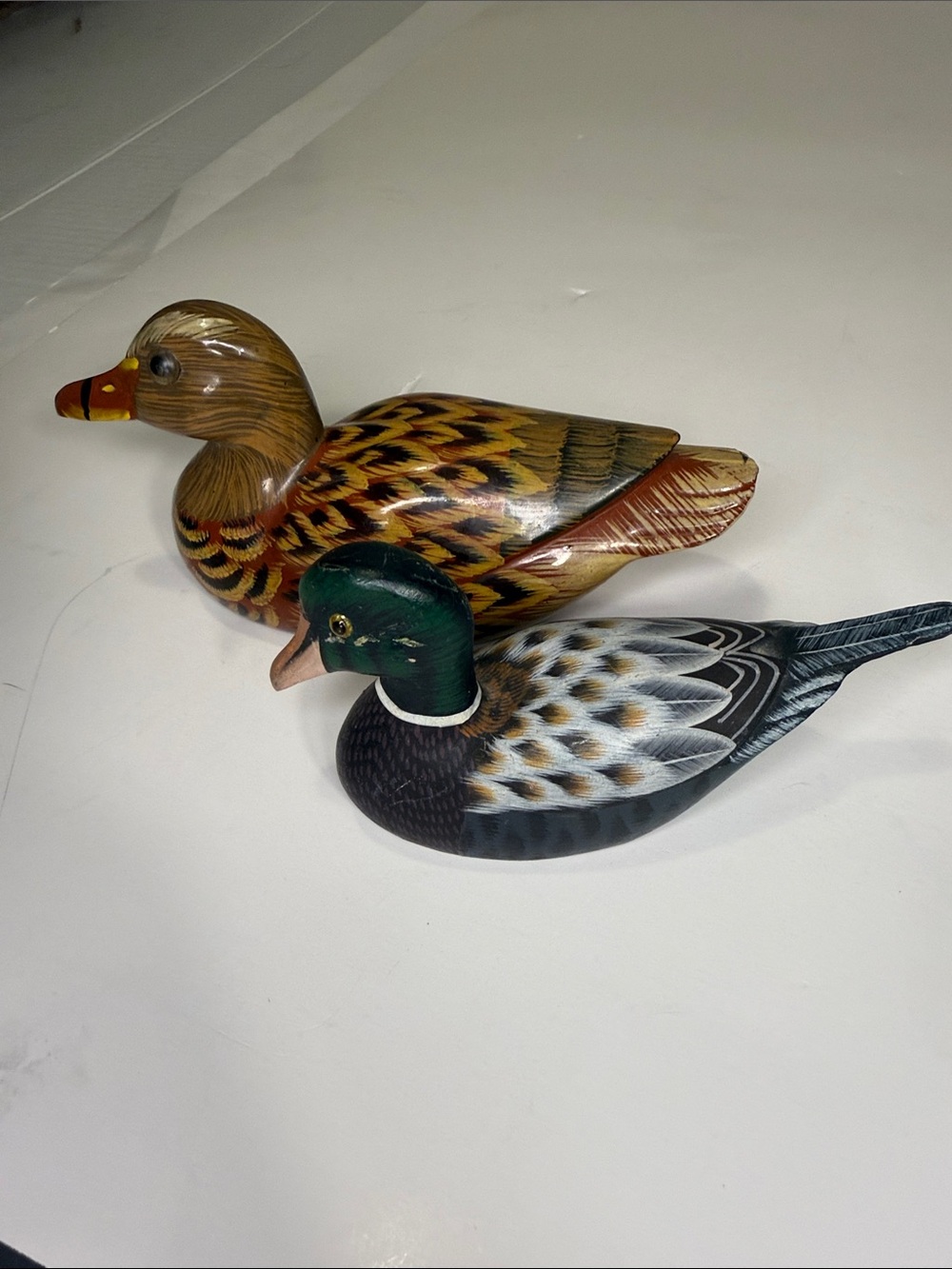 Hand-Painted Decorative Wooden Duck Pair - Brown & Green